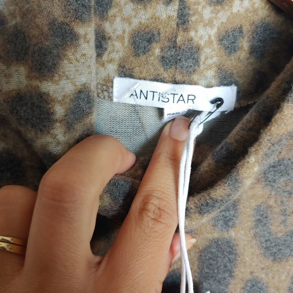 Antistar Sleeveless Leopard midi - Picture 5 of 6